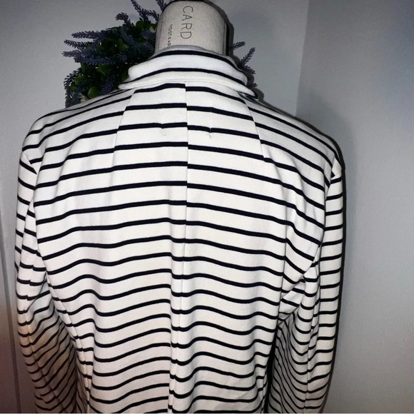Old Navy,L,off white navy striped long sleeve collared, button front knit jacket - Picture 7 of 12